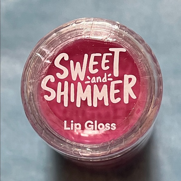 💋 Lip Care Bundle | Balms, Treatments & Gloss Essentials | Gift-Ready 💋 - Picture 6 of 10